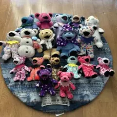 Item thumbnail for item 1a0e140c-2398-4fcd-a37b-2ae44b5d3b2b