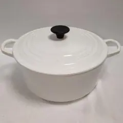 ル・クルーゼ ココット・ロンド 20cm ホワイト 【美品】 - メルカリ