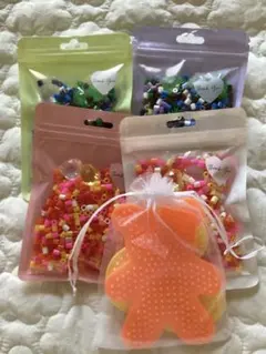 アイロンビーズセットとクマ型テンプレート