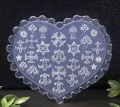 クロス 十字架 シリコン モールド ネイル パーツ　レジン デコ 星 百合　3D