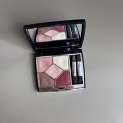 Dior アイシャドウ　サンククルールクチュール