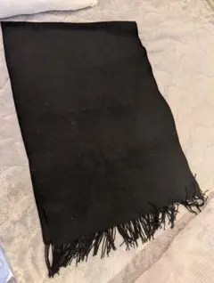 黒 フリンジ付きストール