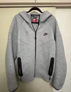 Nike テックフリース　L