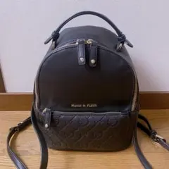 MOSCHINO ハート型キルティング レザー リュック ブラック - メルカリ