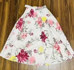 31 Sons de mode 花柄フレアスカート 36サイズのサムネイル