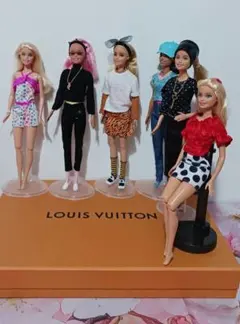 Item thumbnail for item 0402c335-5e01-4ad6-a8f5-24a4beed8066