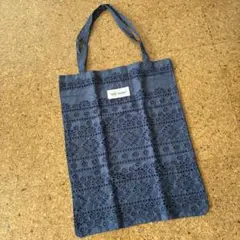 Item thumbnail for item a2b4acfa-a076-4712-90a0-4f3006b538a6