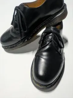 DR. MARTENS　ドクターマーチン　３ホール　uk8 箱あり