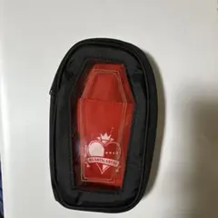 ツイステッドワンダーランド　一番くじ　アクリルスタンドポーチ　ハーツラビュル寮