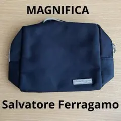 【新品】Salvatore Ferragamo×MAGNIFICA ポーチ　黒のサムネイル
