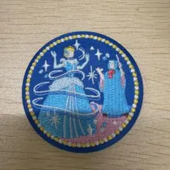 Disney Characters 刺繍缶バッジビスケット2 シンデレラ