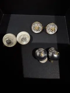 ヴィンテージ　CHANEL スタッドイヤリング 2ペア　3セットおまとめ売り