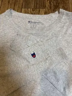 Champion 長袖Tシャツ グレー　ロンT