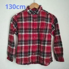 赤と紺のチェック柄長袖シャツ　UNIQLO