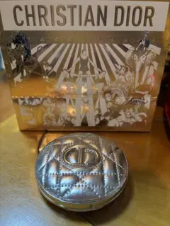 Dior Forever グロールミナイザー 03ピンクヘイロー