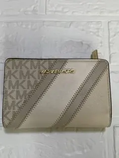 MICHAEL KORS 二つ折り財布
