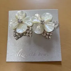 Elizabeth bower フラワー　ピアス　【値下げしました】