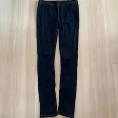 デニム　スキニー　黒