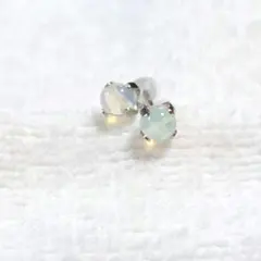 オパール ピアス