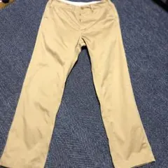 ビームス　ベージュ チノパン