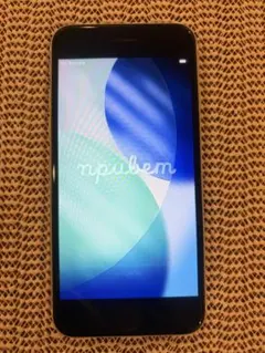 Apple iPhone ホワイト　SE(第2世代)