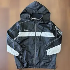 champion ナイロンジャケット 刺繍ロゴ 古着 黒 Mサイズ