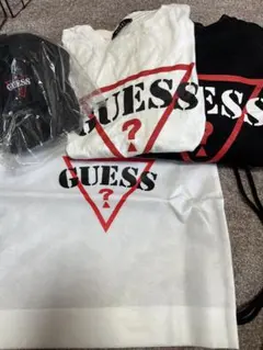 guess ゲス　福袋セット　トレーナー　Tシャツ　キャップのサムネイル