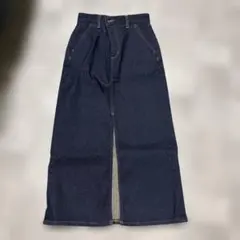 GU 前スリットデニムスカート