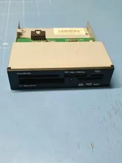 Item thumbnail for item 9ff7e215-50ec-488e-88d8-b1529b51a708