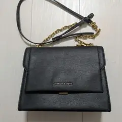 ＊値下げ中＊CHARLES & KEITH ブラックショルダーバッグ