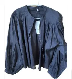 黒長袖　薄手シャツ　coca