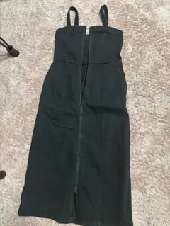 GU フロントジップワンピース