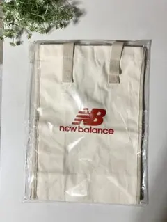 New Balance トートバッグ アイボリーのサムネイル