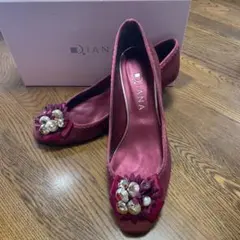 ダイアナパンプス未使用です