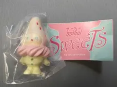 boiboi 白いちごのミルキー ケンエレファント 가챠