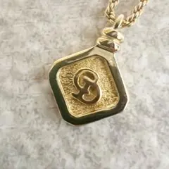 美品　クリスチャン　ディオール　ネックレス　CDロゴ　ゴールド スクエア