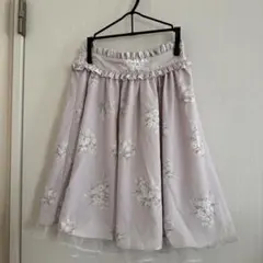 花柄刺繍 フレアスカート 薄紫色