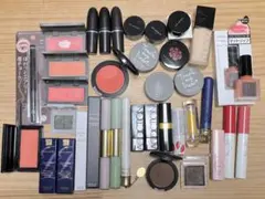 コスメ　メイク　まとめ売り　セットです。