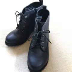 美品　ネイビーレースアップショートブーツ/Sサイズ