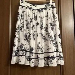 レッセパッセ＊膝丈フレアスカートのサムネイル