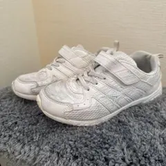 瞬足　ホワイト スニーカー