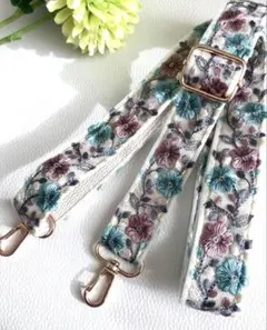 インド刺繍リボンショルダーストラップ　ブルーパープル花柄　スマホショルダー