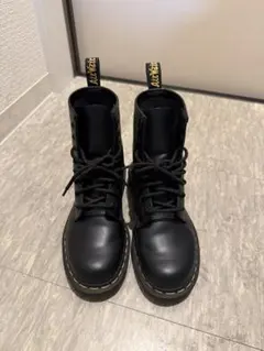 Dr. Martens ブラック ハイカットブーツ