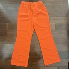 オレンジ フレアパンツ Mサイズ