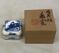 新品未使用】香合 赤絵 卯 入角 徳泉窯 西村徳泉 - メルカリ