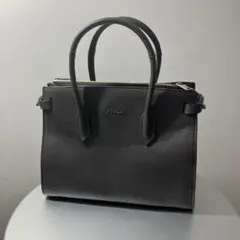 FURLAフルラ　グレー　レザーハンドバッグ
