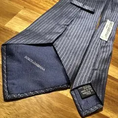 【美品】ドルチェ＆ガッバーナ ネクタイ シルク100% イタリア製 ブルー系のサムネイル