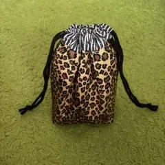 No.832 仕切り付き巾着袋 ハンドメイド ヒョウ柄　ストライプ柄