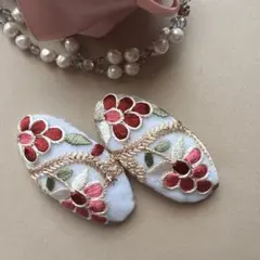 53 お得なペアセット♬ ハンドメイド　⌘ インド刺繍リボン　大きめヘアピン