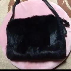タイムセール☆ファー付き黒ショルダーバッグ